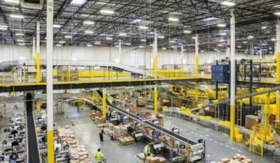 Amazon ve Apple Arasında 1 Trilyon Dolar Savaşı