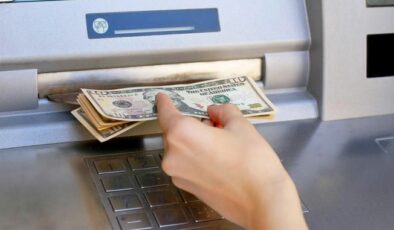 ATM’de Sıkışan Paraya Ne Olur?