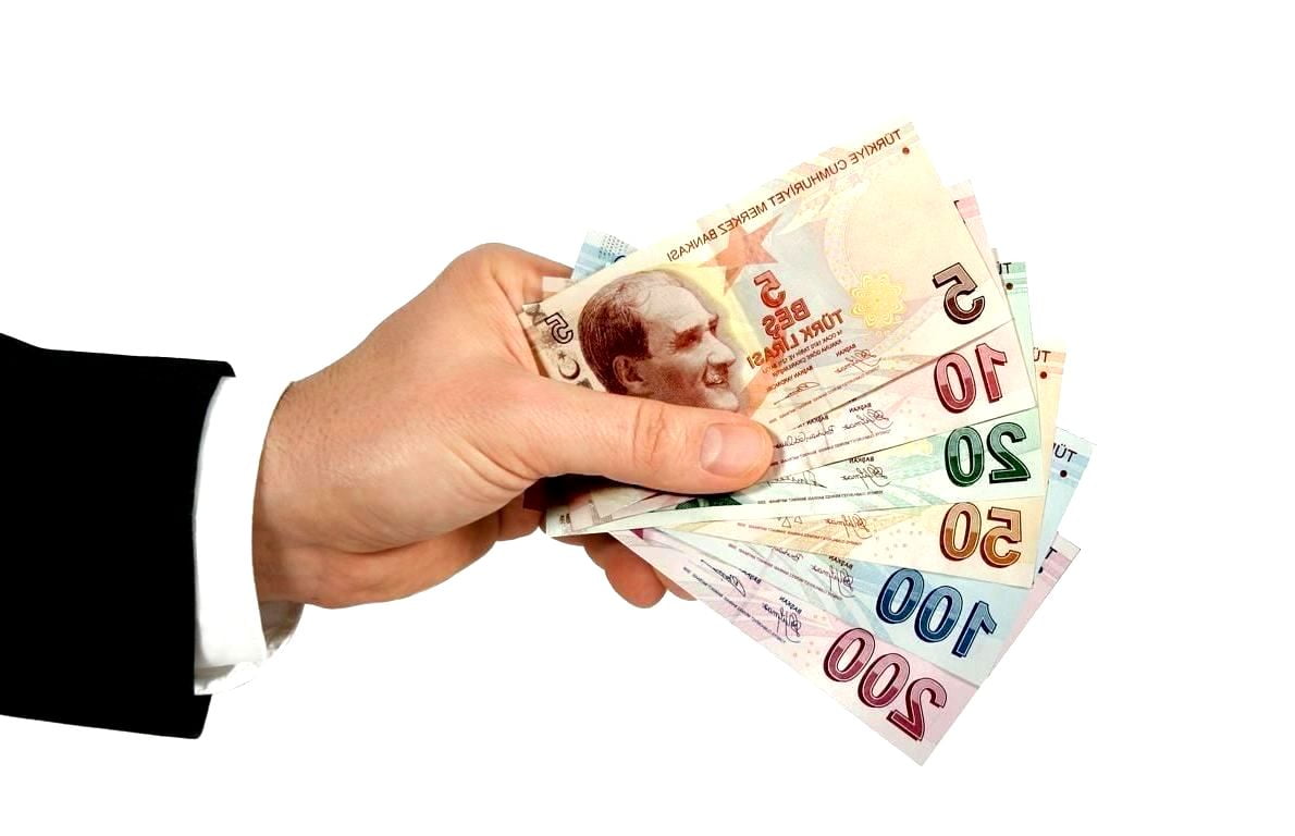 Özgür Demirtaş, ‘Keşke Haksız Çıksam Ama Haklı Çıkacağım’ Dedi Ve Asgari Ücret Yorumunda Bulundu
