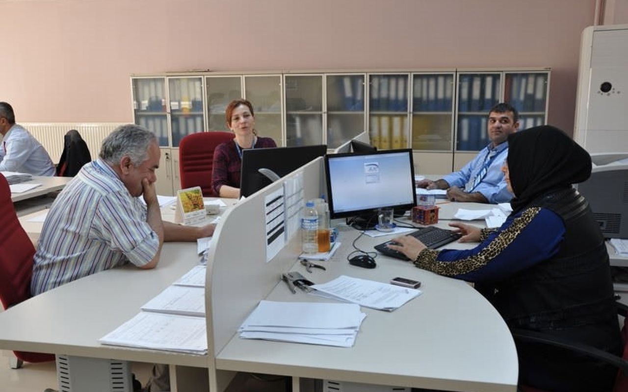 Sendikalı Memurlar Dikkat! 1600 Lira Sözleşme İkramiyesi Alacaksınız