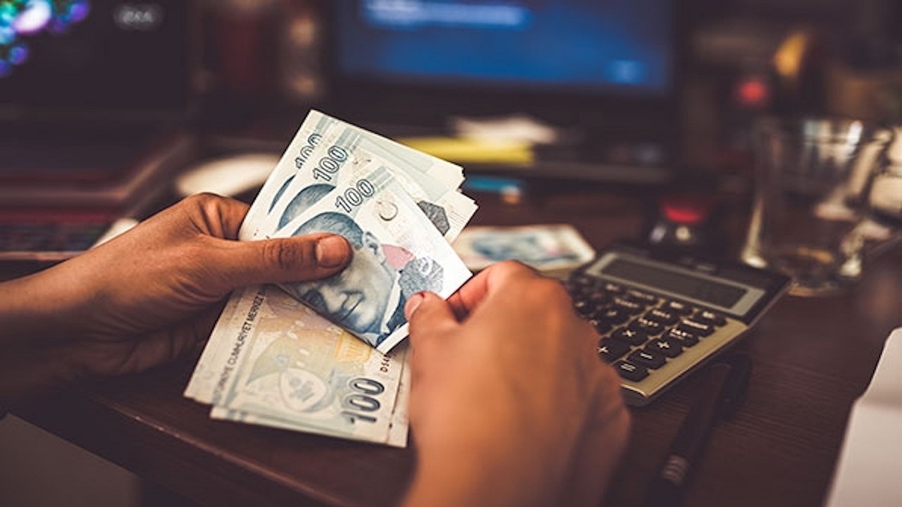 Detaylar Herkesi Şaşırttı! 70.000 TL ve 5.000 TL Alacağını Duyan Vatandaşlar Evlerinde Duramadı