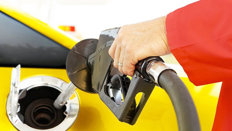 Benzin fiyatları vatandaşları bu sefer mest edecek! Okkalı indirim geldi! 2 Şubat Total, Shell, PO, BP fiyat listesi…