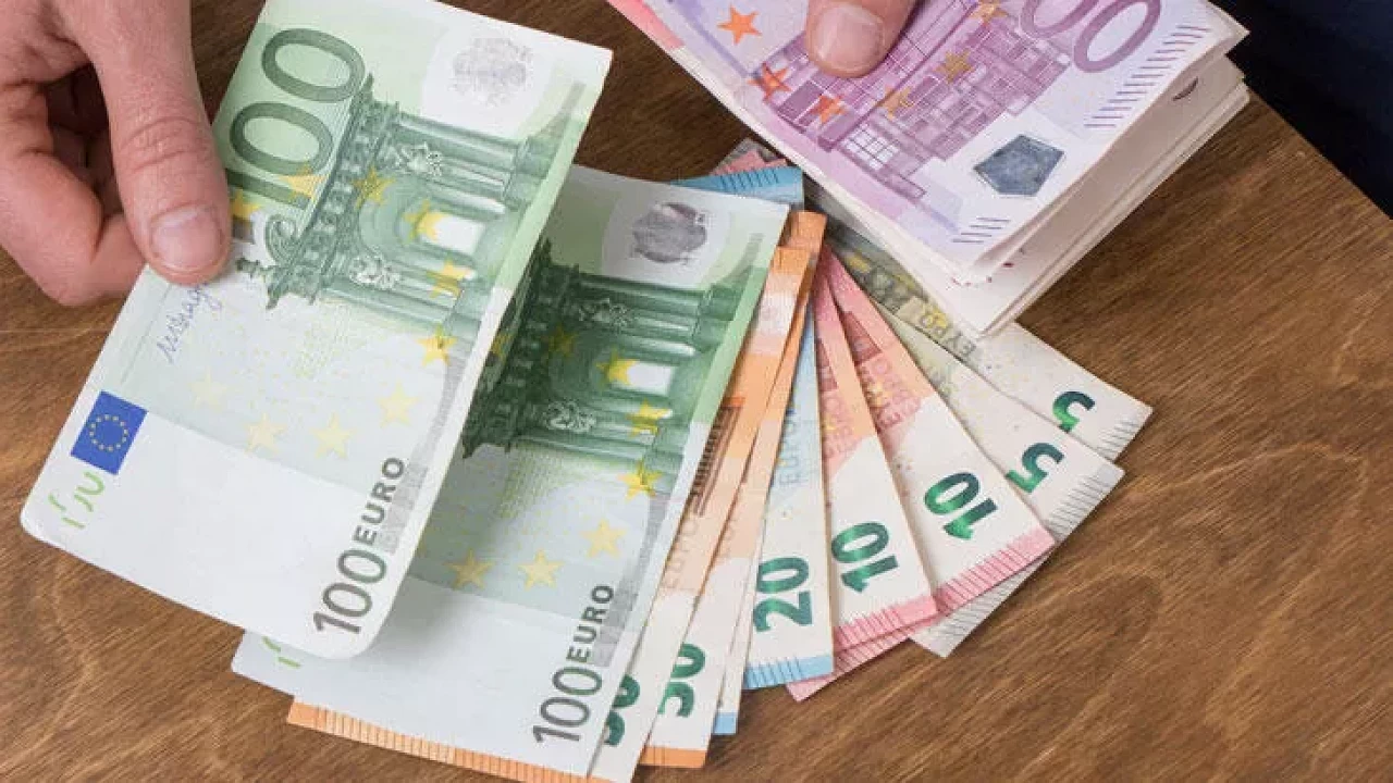 Euro roket gibi fırladı! Euro bugün ne kadar? Euro/TL kaç lira? Son dakika euro/TL kuru