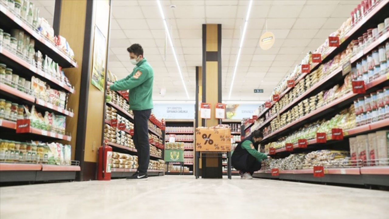 Hangi marketlerde okkalı indirim var? Marketler hangi ürünlerde fiyatları düşürdü? Gıdada indirim dalgası başladı