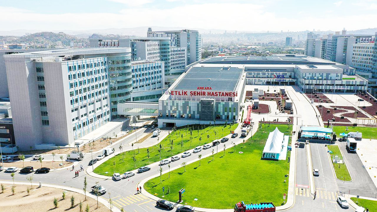 İŞKUR’dan hastanelere yüzlerce işçi alımı başladı! En az 9.750 TL maaşla 18-56 yaş arası alınacak! İşte başvuru şartları ve kadrolar