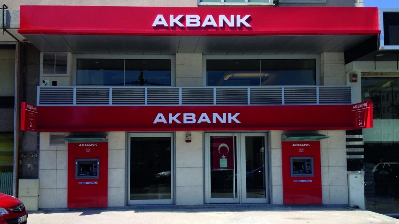 Akbank SMS ile 18000 TL ödeme verecek! SMS ile kredi onayı almak isteyenlere haber verildi!