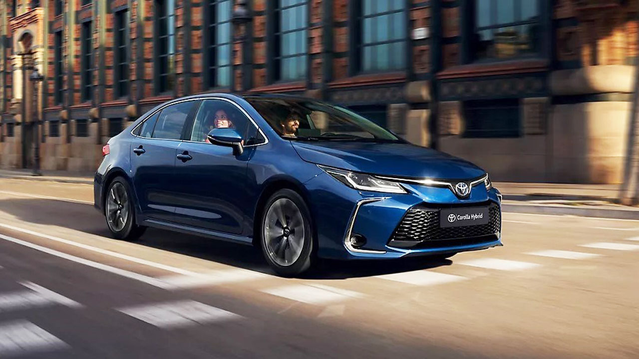 Toyota Nisan ayında zam yaptı! Corolla ve Yaris fiyatları el yakıyor! İşte Nisan ayı Toyota fiyat listesi
