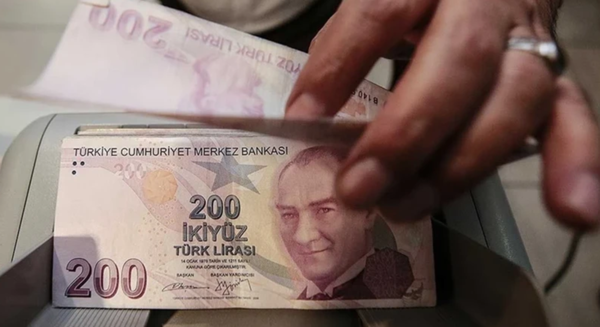 Memur ve emeklinin beş aylık enflasyon farkı belli oldu