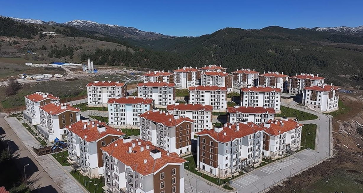 Konut ve iş yeri satışlarında düşüş! İlk el konut satışları azaldı