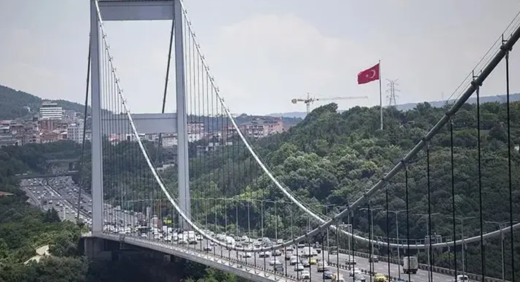 Otoyol ve köprü geçiş ücretlerine zam geldi